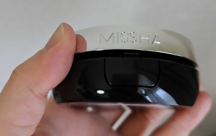 ミシャMクッションファンデーション（ネオカバー）コンパクト側面